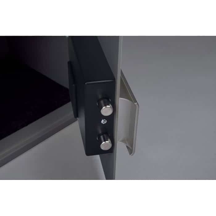 yale-03 YALE YSEL/390/EG7 ELECTRONIC ELITE SAFE BOX PROFESSIONAL (LARGE)